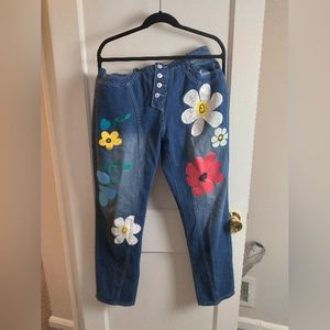 Gorgeous floral painted Jeans